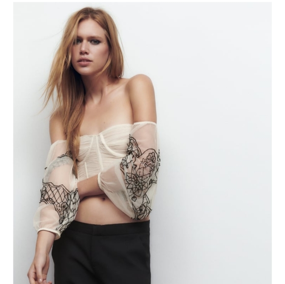 ZARA Embroidered corset - Picture 1 of 6